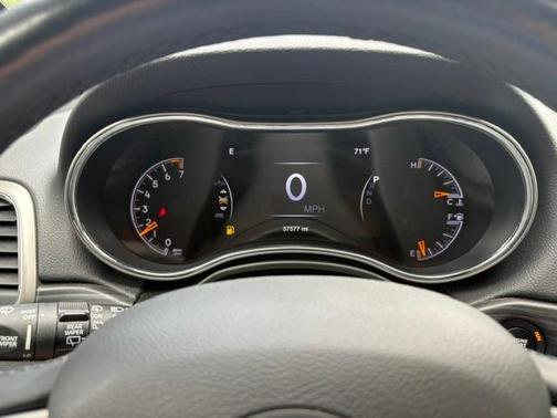 White 2021 Jeep Grand Cherokee Limited