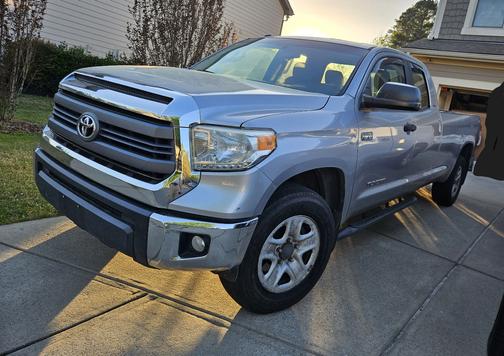 Silver 2014 Toyota Tundra SR5