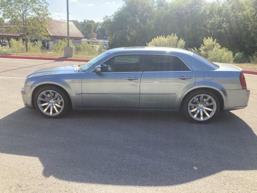 2006 Chrysler 300C SRT8