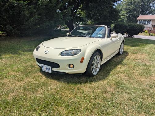 2008 Mazda MX-5 Miata Touring