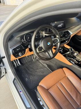 White 2019 BMW 530 i