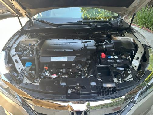 2017 Honda Accord EX-L w/Navigation & Honda Sensing