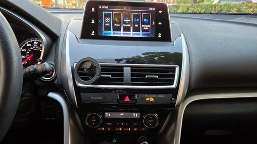 Black 2018 Mitsubishi Eclipse Cross SE