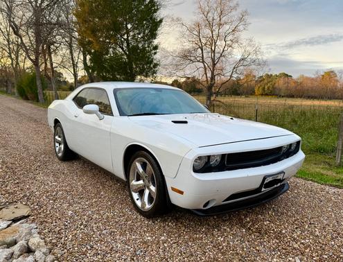 2014 Dodge Challenger SXT