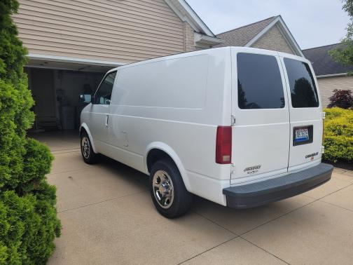 2004 Chevrolet Astro Base