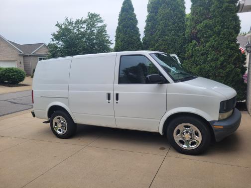 2004 Chevrolet Astro Base