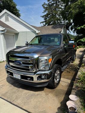 Brown 2016 Ford F-250 Lariat