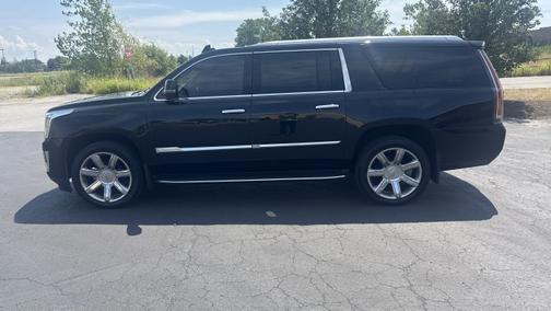 2020 Cadillac Escalade ESV Luxury