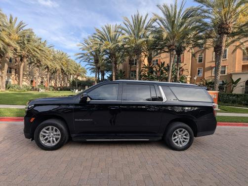 Black 2022 Chevrolet Suburban LT