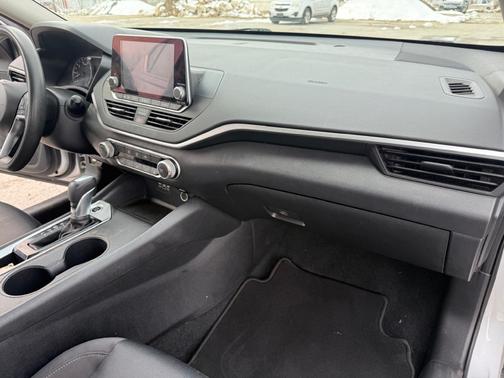 Silver 2019 Nissan Altima 2.5 S