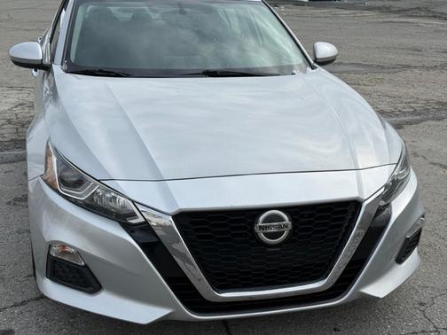 Silver 2019 Nissan Altima 2.5 S