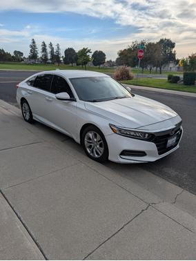 White 2018 Honda Accord LX
