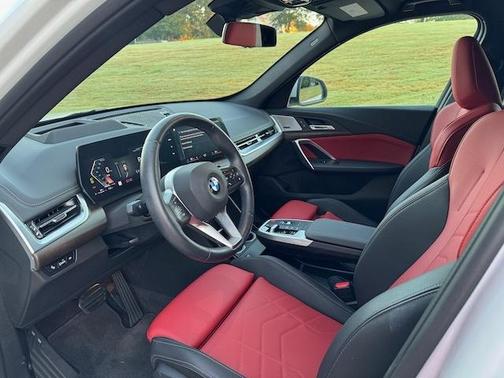 White 2023 BMW X1 xDrive 28i