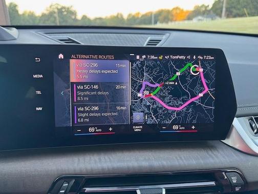 White 2023 BMW X1 xDrive 28i