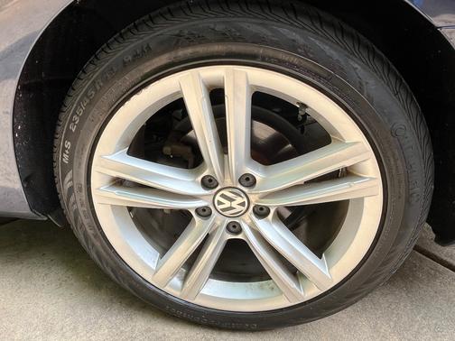 Blue 2014 Volkswagen Passat 2.0L TDI SEL Premium