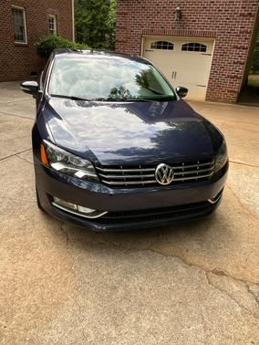Blue 2014 Volkswagen Passat 2.0L TDI SEL Premium