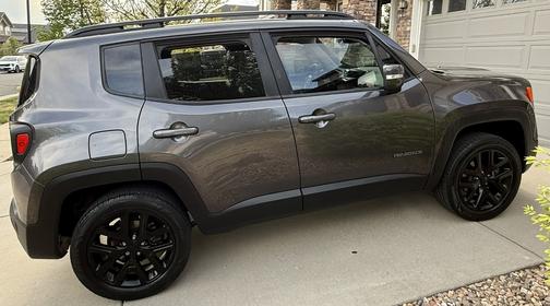 Gray 2018 Jeep Renegade Altitude