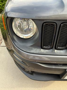 Gray 2018 Jeep Renegade Altitude