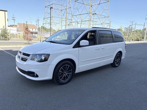 2016 Dodge Grand Caravan R/T