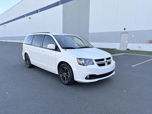 2016 Dodge Grand Caravan R/T