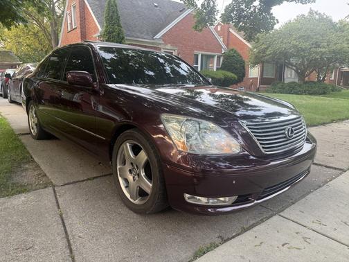 2005 Lexus LS 430 Base