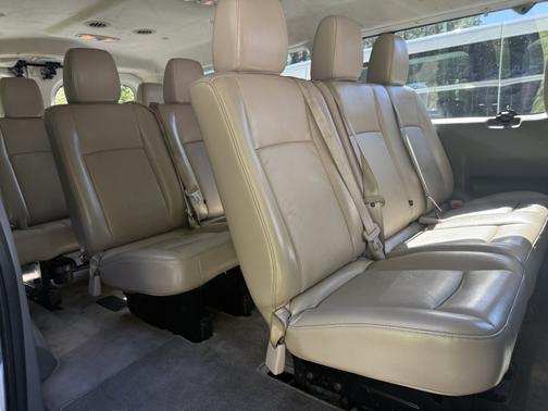 2016 Nissan NV Passenger NV3500 HD SL V8