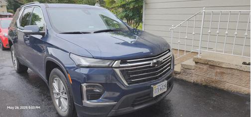 2022 Chevrolet Traverse LT Cloth
