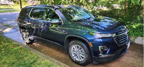 2022 Chevrolet Traverse LT Cloth