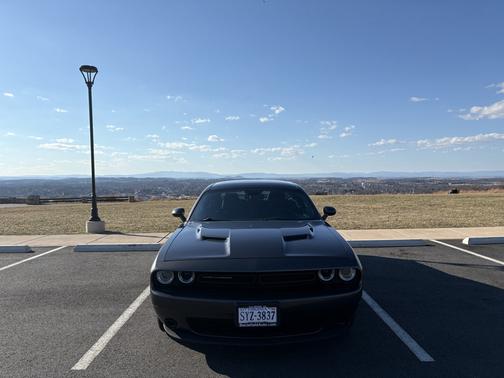 2015 Dodge Challenger SXT