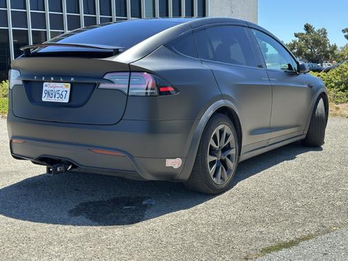 2023 Tesla Model X Base