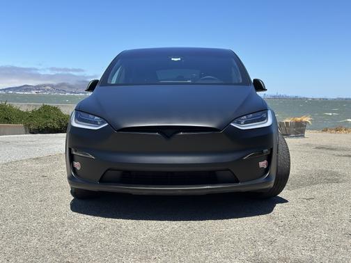2023 Tesla Model X Base