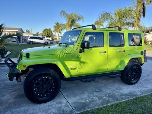 2013 Jeep Wrangler Unlimited Sahara