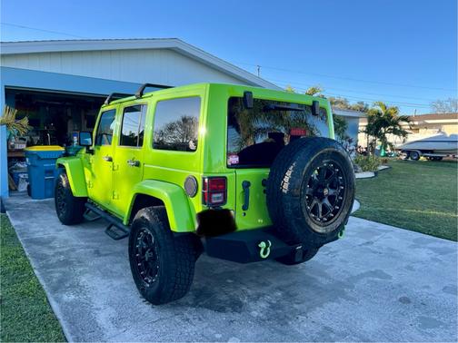 2013 Jeep Wrangler Unlimited Sahara