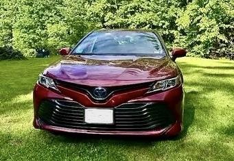 2019 Toyota Camry Hybrid LE
