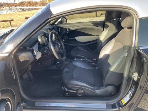 2012 MINI Cooper Base