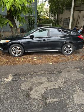 Black 2014 Honda Crosstour EX-L