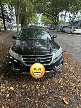 Black 2014 Honda Crosstour EX-L