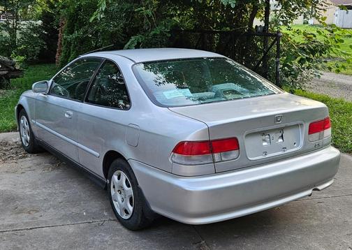 Silver 2000 Honda Civic EX