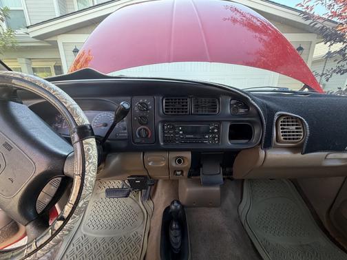 Red 2000 Dodge Ram 2500 Quad Cab