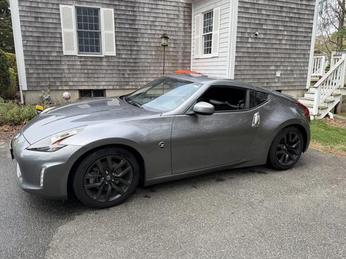 Gray 2018 Nissan 370Z Touring