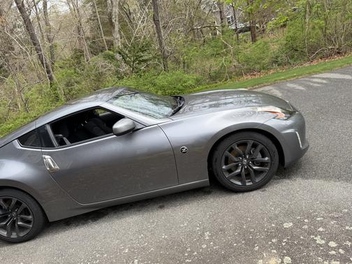 Gray 2018 Nissan 370Z Touring
