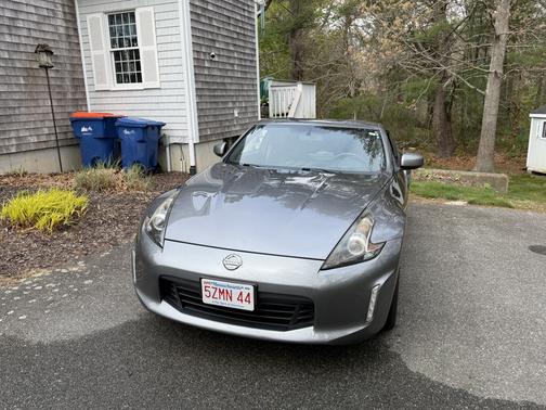 Gray 2018 Nissan 370Z Touring