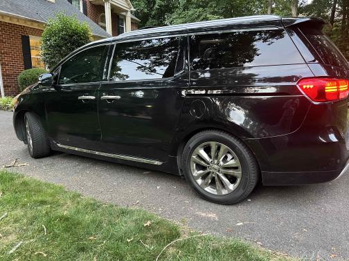 Photo 5 of 30 of 2016 Kia Sedona SX-L