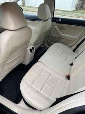 2012 Volkswagen Jetta SportWagen TDI