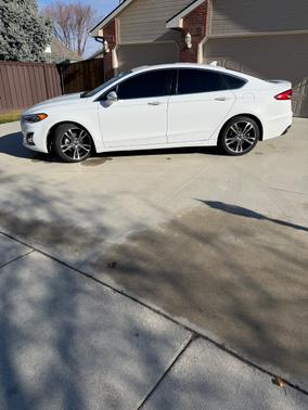2020 Ford Fusion Titanium