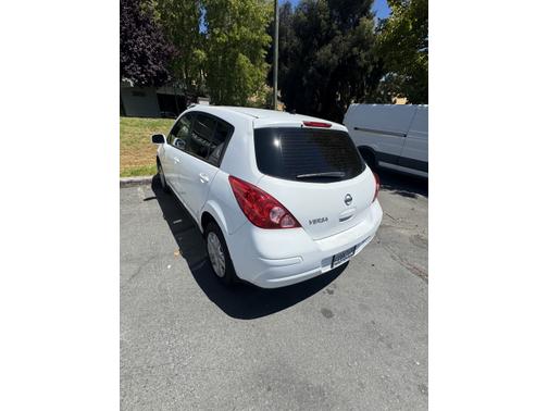 2012 Nissan Versa 1.8 S