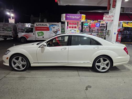 2010 Mercedes-Benz S-Class S 550