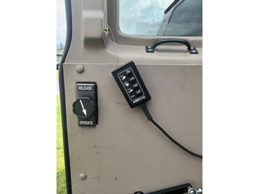 2002 Ford E250 Base