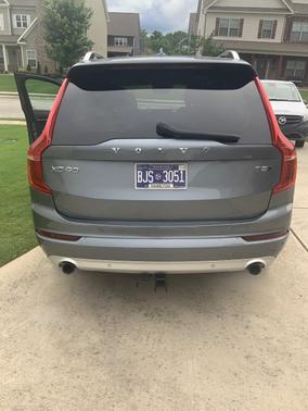 Gray 2019 Volvo XC90 T5 Momentum