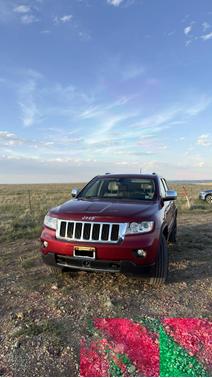 Red 2013 Jeep Grand Cherokee Limited
